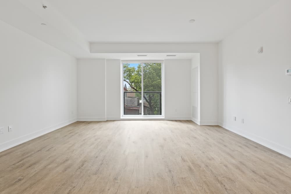 Unfurnished space before staging